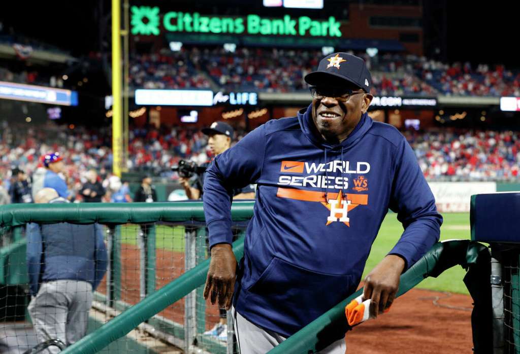 SPORTS: DUSTY BAKER GETS THE ASTRO’S ANOTHER RING!!